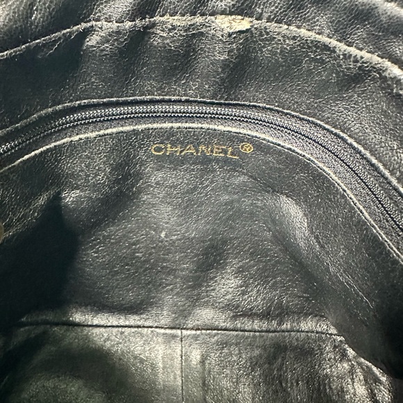 Chanel suede camera bag - Picture 7 of 9